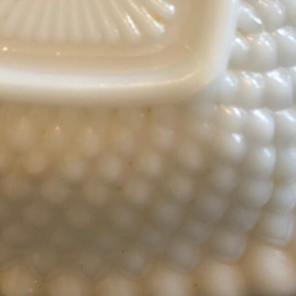 Vintage Anchor Hocking Milk Glass Candy Dish Decorative Bowl Vintage - Picture 9 of 9
